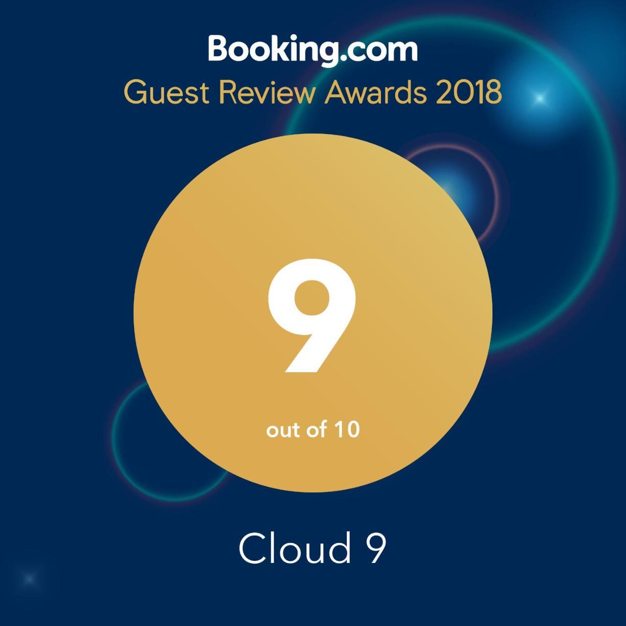 Uneed Rooms - Cloud 9 Kiev Ngoại thất bức ảnh